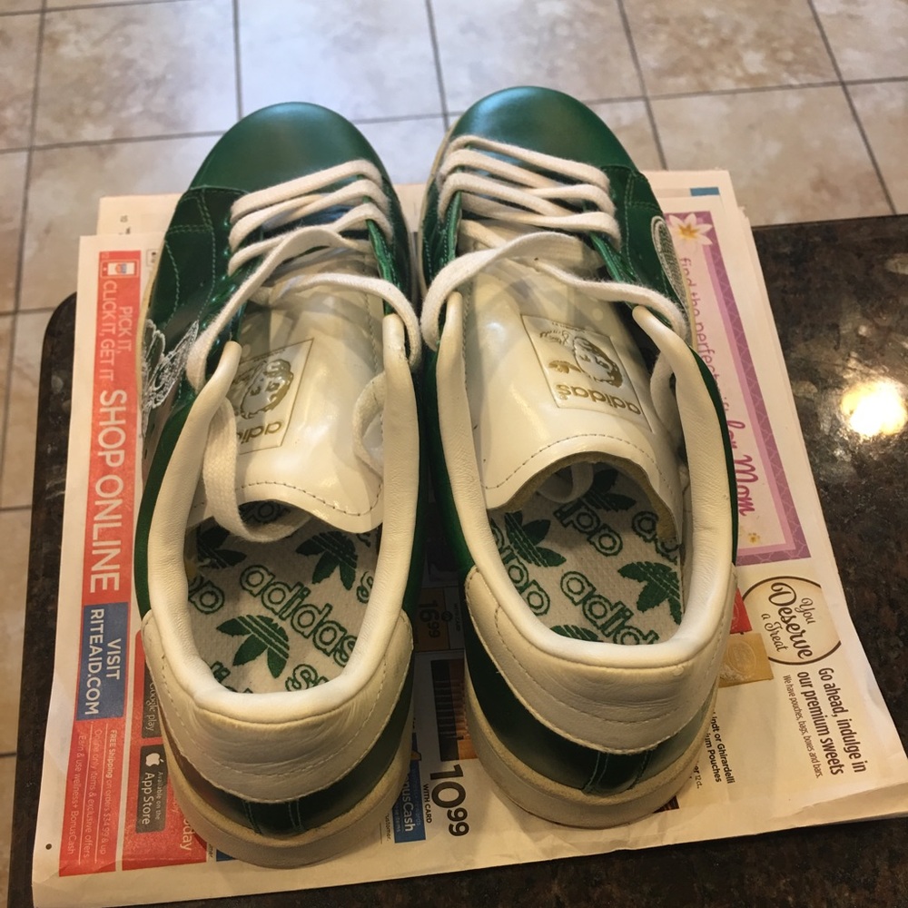 Vintage Adidas Stan Smith Vs. Nastase Tennis Shoe - Picture 2 of 4